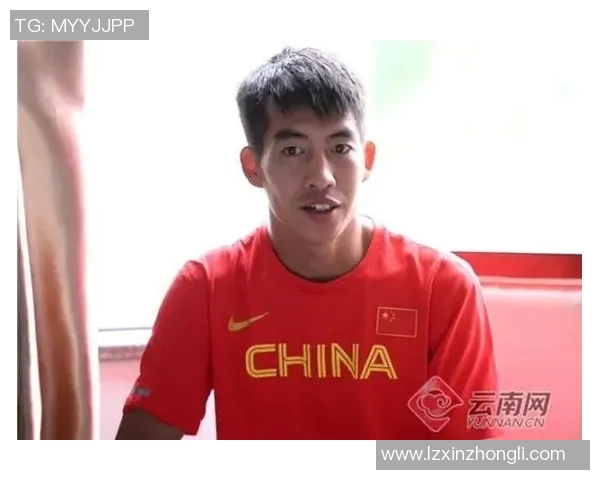 巍山篮球明星的崛起与奋斗历程：从校园到职业赛场的精彩故事